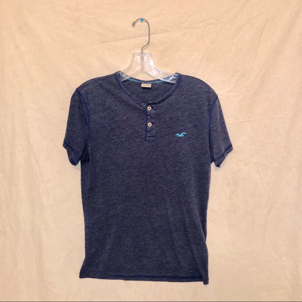 Men’s Hollister T-shirt